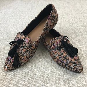 Crown Vintage "Ederrasa" Tassel Brocade Flat 9.5M